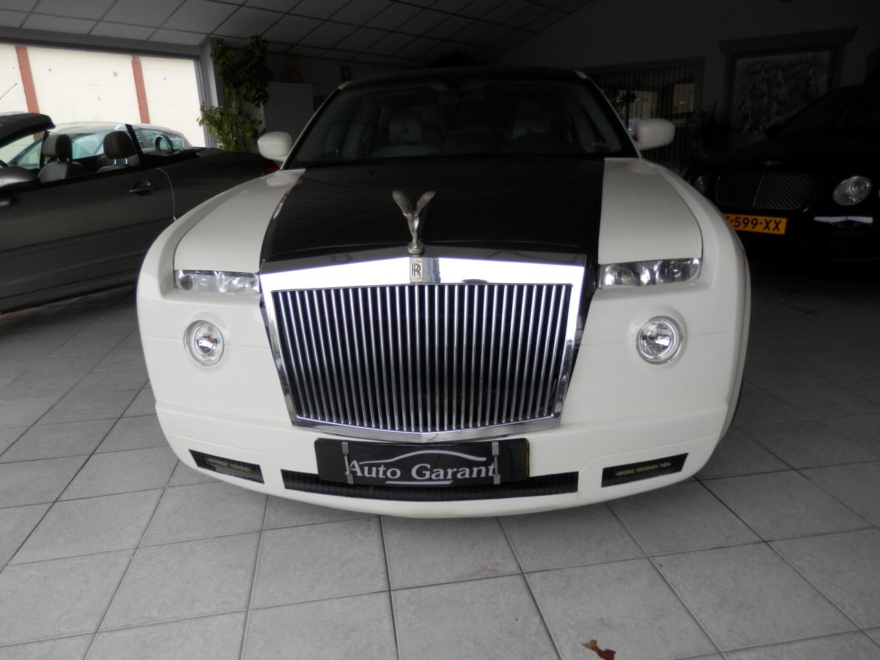 Auto Garant Biedt Aan: Chrysler 300c Special Edition