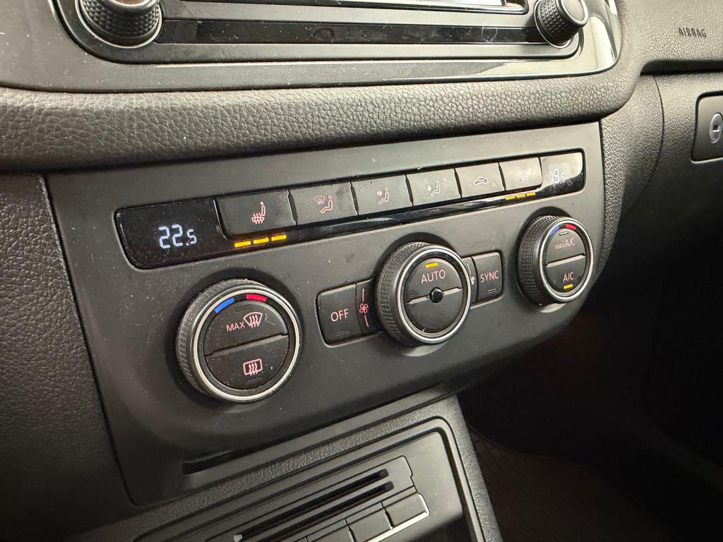 Volkswagen Tiguan 1.4 tsi sport&style | navi | stoelverwarming | clima stoe