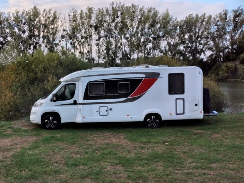 Burstner Nexxo T745 camper