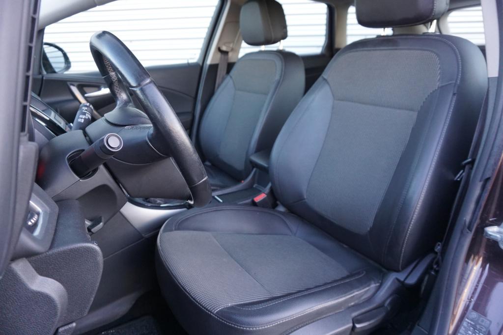Opel Astra sports tourer 1.4 turbo sport + climate / navi / cruise / camera