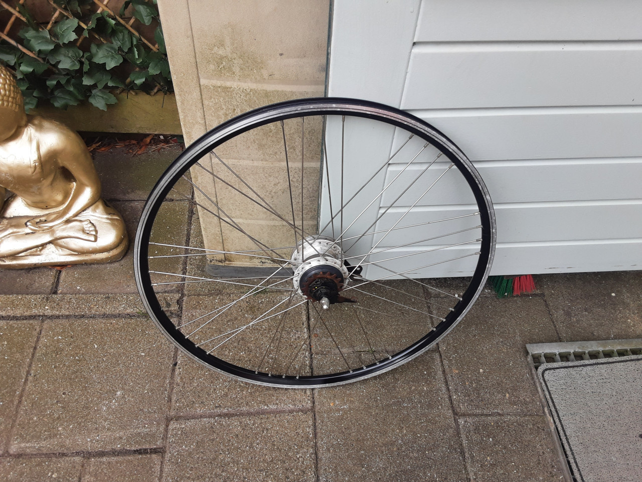 28 inch shimano nexus achterwiel, 7 speed,rollerbrake rem