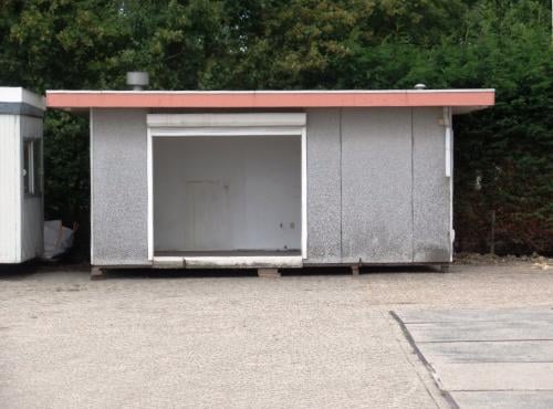 Verkoopunit met betonnen vloer voor diverse toepasbaarheden te koop