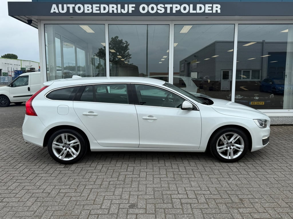 Volvo V60 1.5 t2 momentum