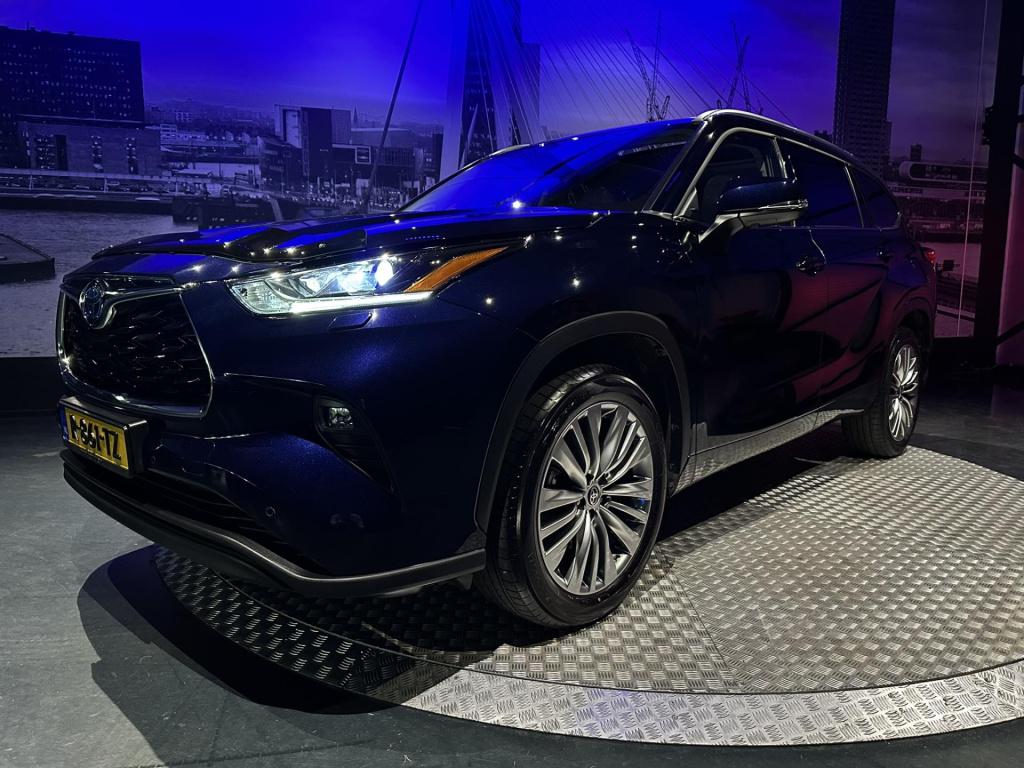 Toyota Highlander 2.5 awd hybrid executive 7 persoons *origineel nl*pano*tr