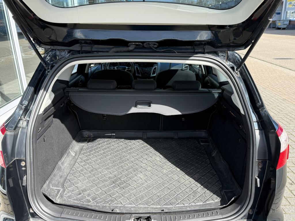 Ford Focus wagon 1.0 ecoboost titanium