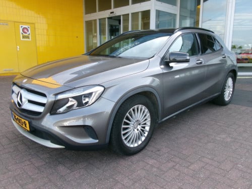 Mercedes-Benz Gla-klasse 200 automaat, cruise.contr., panoramadak, leer