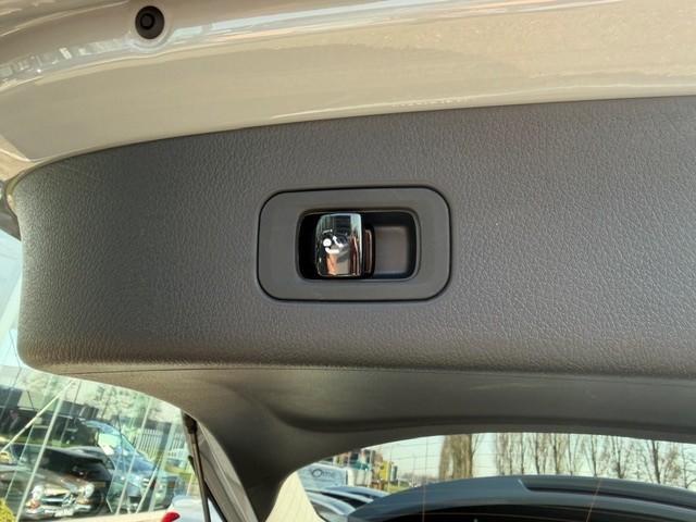 Mercedes-Benz Glc 400e 4matic amg line premium 381 pk i manufaktur alpine i