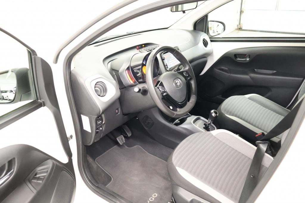 Toyota Aygo 1.0 vvt-i x-joy automaat