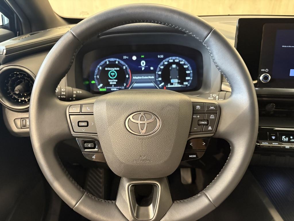 Toyota C-hr 1.8 hybrid 140 dyn