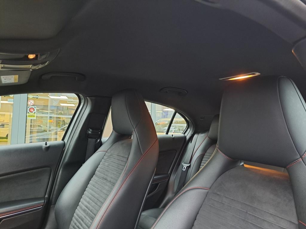 Mercedes-Benz A-Klasse 180 business solution | amg pakket | 54.709 km | nl 