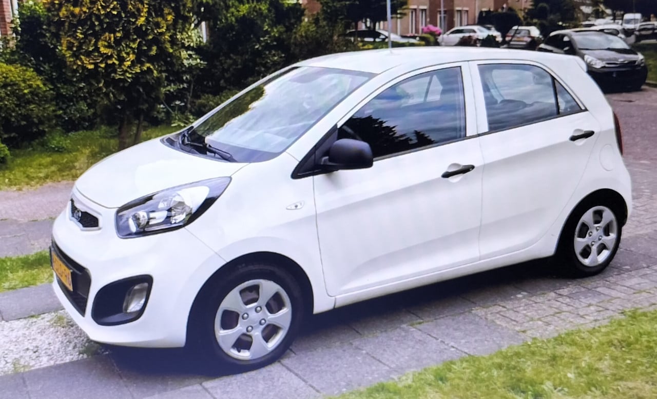KIA PICANTO CVVT ISG / 2013 - 14845 km