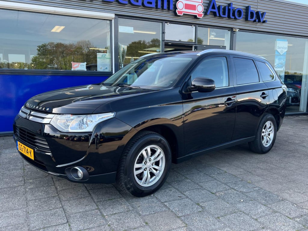 Mitsubishi Outlander 2.0 business edition 7 persoons