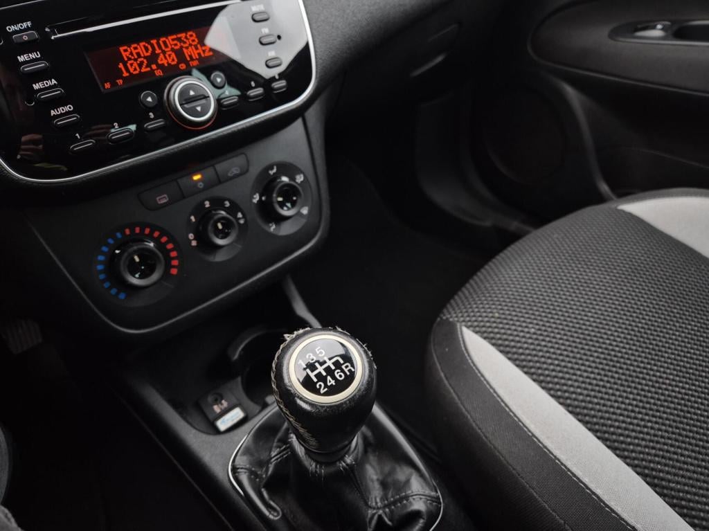 Fiat Punto evo 1.4-16v multiair sport