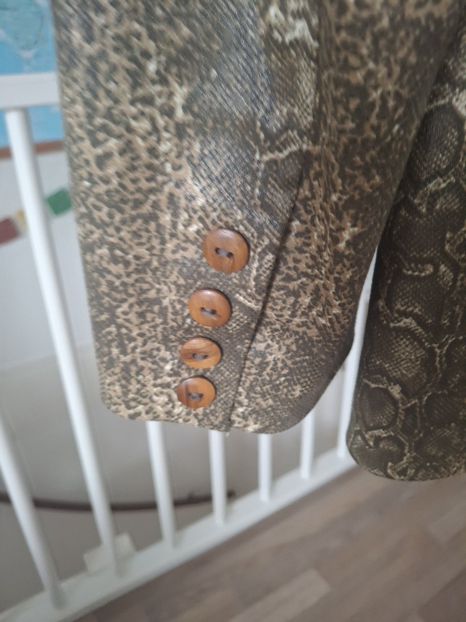 2 prachtige Colbert met gras motief+slang motief