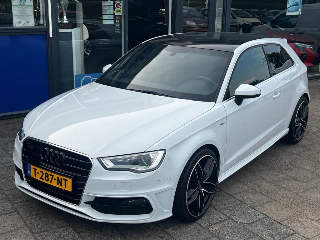 Audi A3 1.4 tfsi s-line ambition, div. extra's