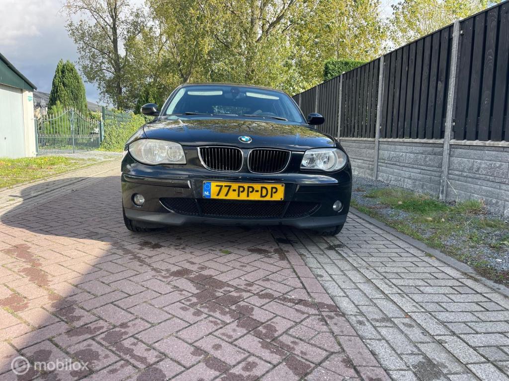 BMW 1 Serie 116i high executive