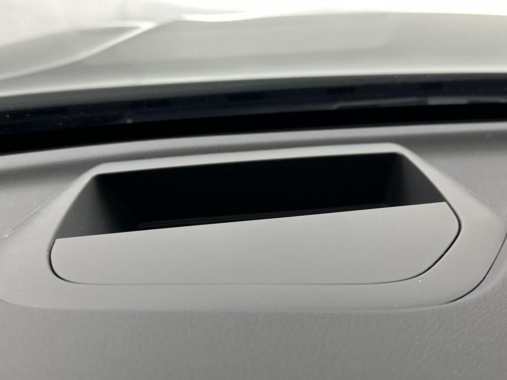 Volvo XC60 t6 398pk recharge ultra black edition | b&w | luchtvering | full