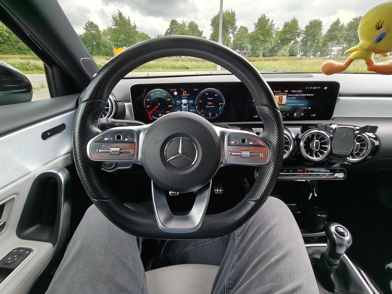 Mercedes-Benz A200 AMG | Zw-Wit Leder | Full Options | Mooiste van Zeeland!