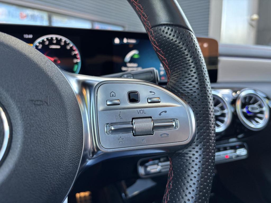 Mercedes-Benz Cla 250 e amg line premium plus pack, panoramadak + nl-auto!