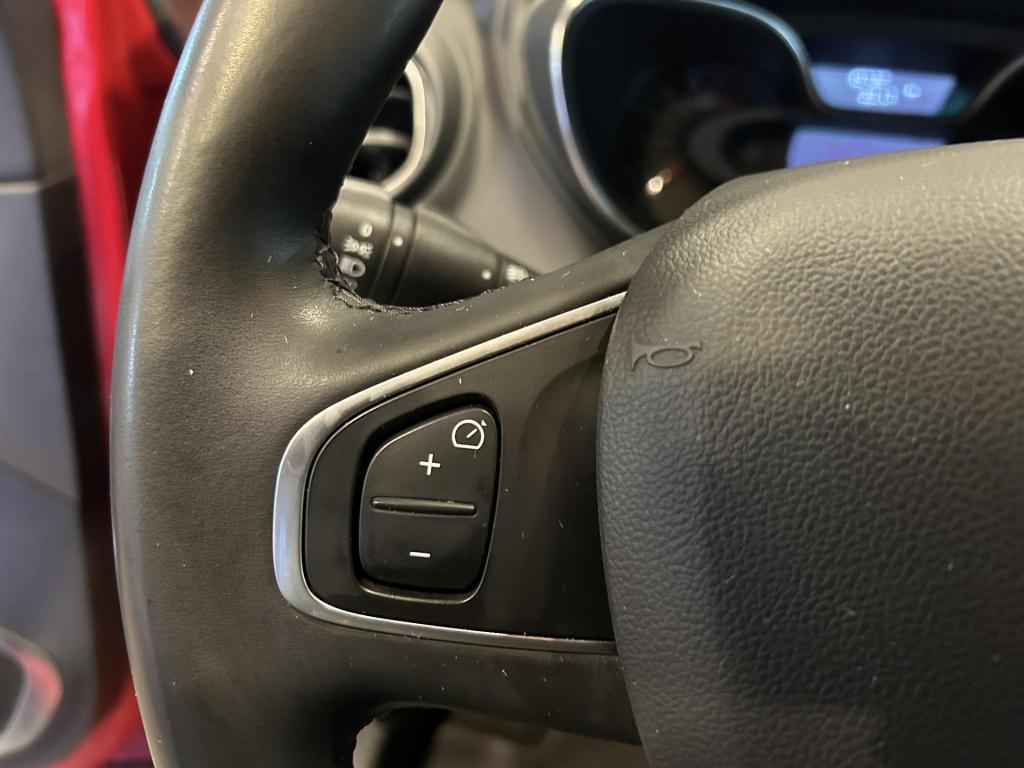 Renault Captur 1.2 tce intens automaat |lage km stand|winterset|superstaat