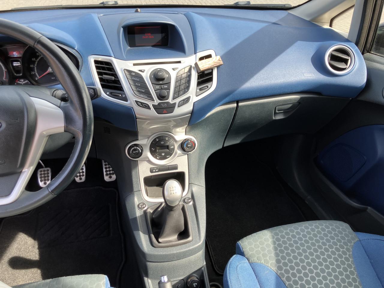 Ford Fiësta 1.4 Sport 71KW 3DR 2010 Zwart
