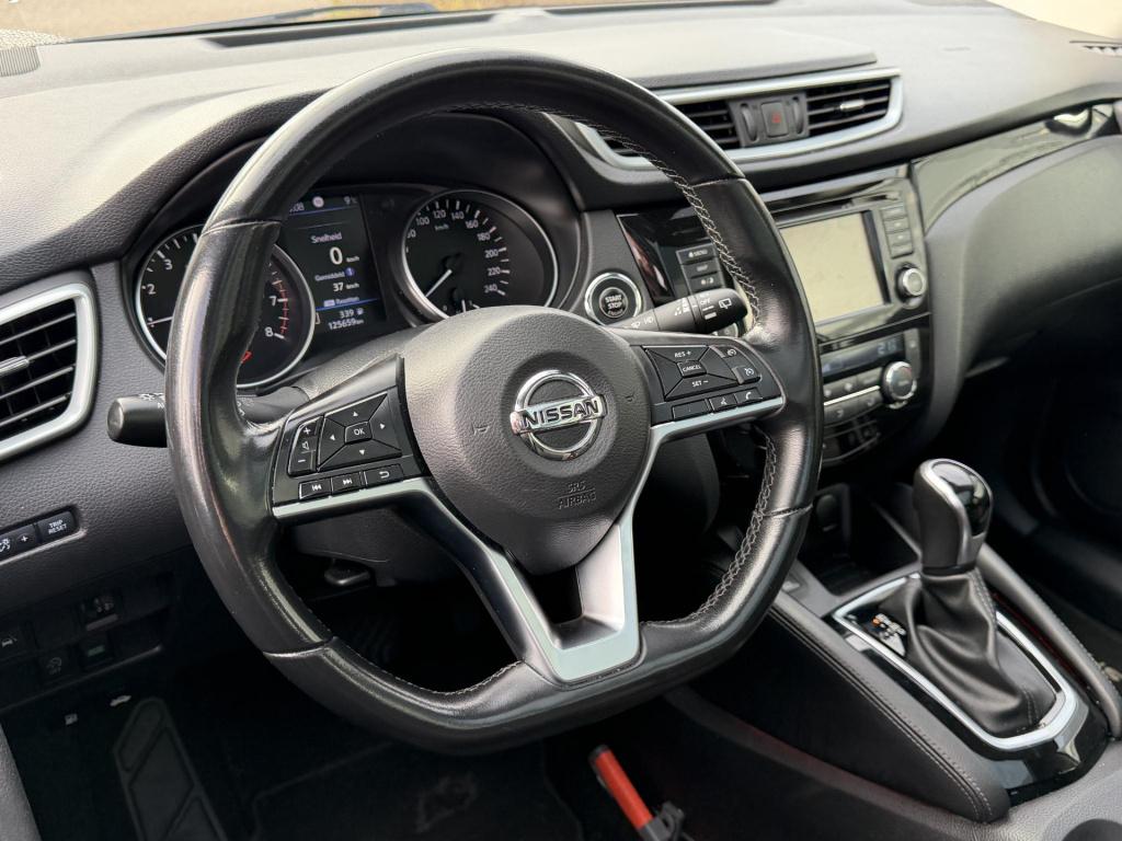 Nissan Qashqai 1.3 dig-t design edition automaat