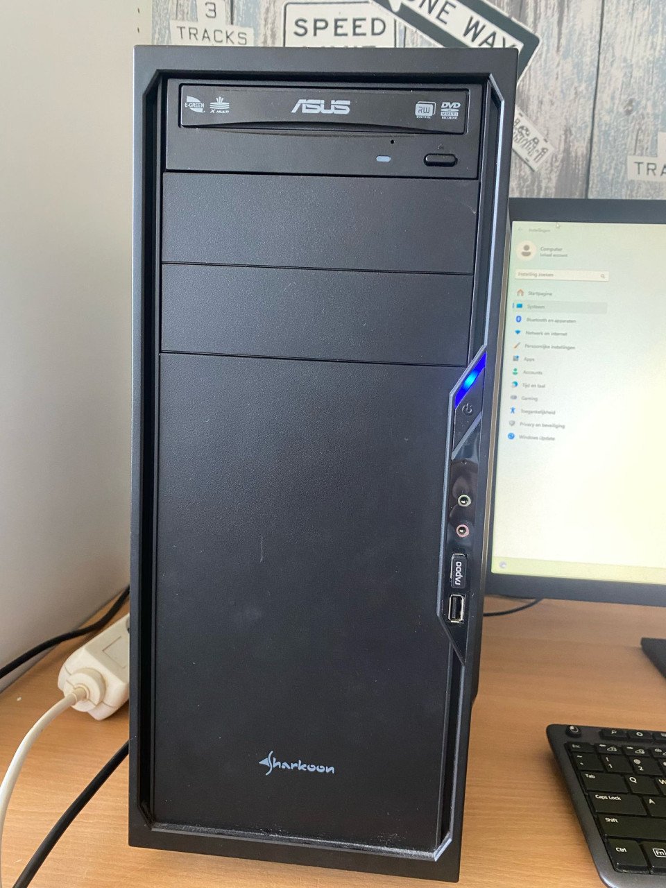 Sharkoon I7 4790K/32gb/Gtx1060