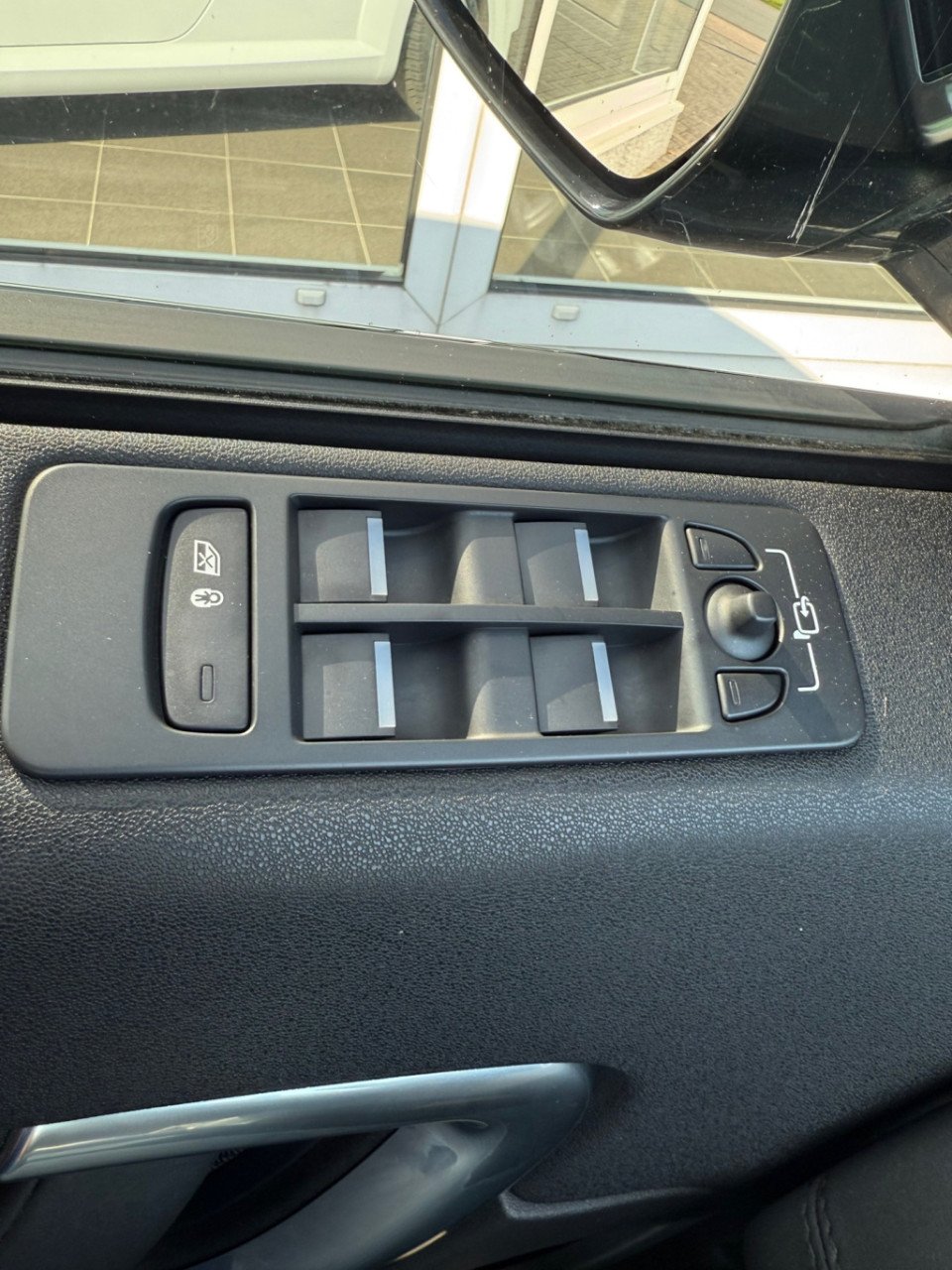 Land Rover Discovery 2.0 td4 se 7p.