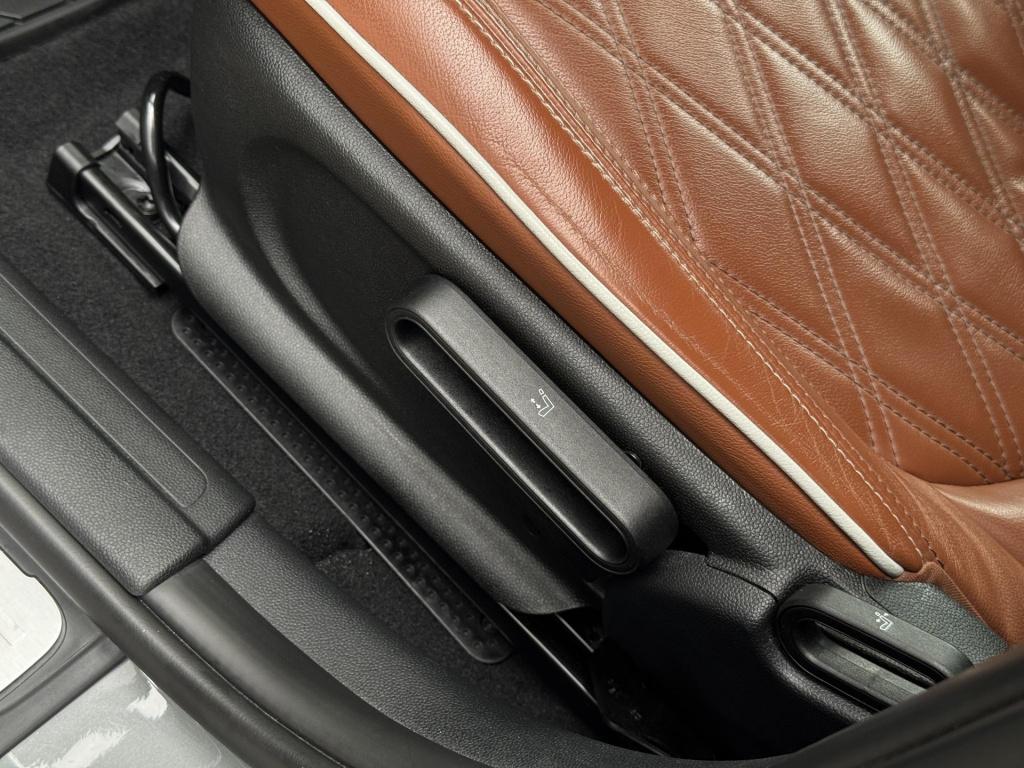 Mini Clubman mini 1.5 one chili vol-leder, véél opties + nl-auto!