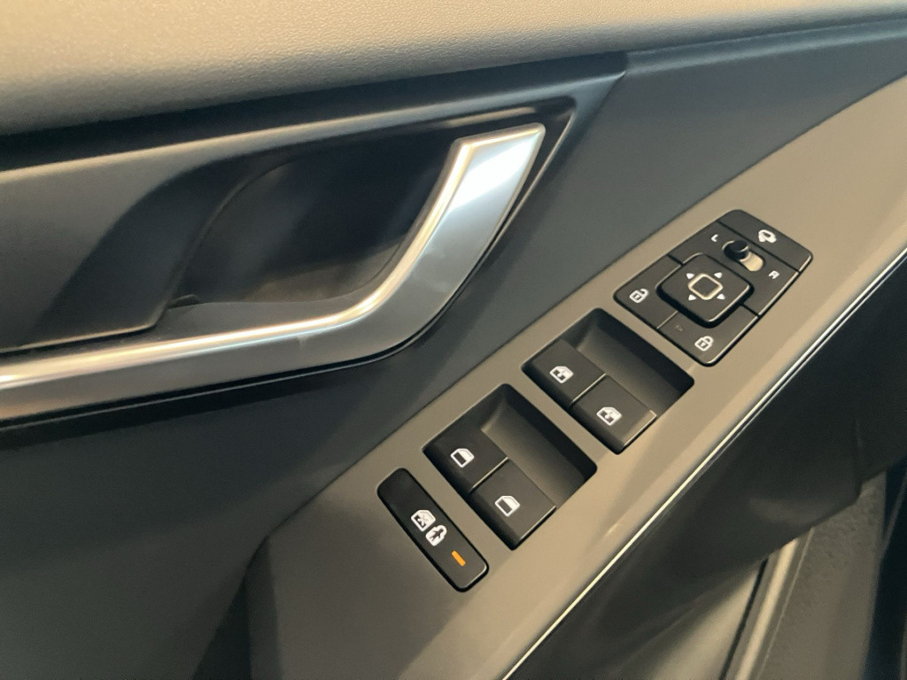 Kia Niro Ev air 64.8 kwh | nieuwe auto | snel rijden! | parkeercamera | nav