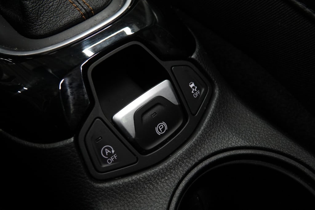 Jeep Compass 1.4 multi-air 4x4 | pano | acc | camera |