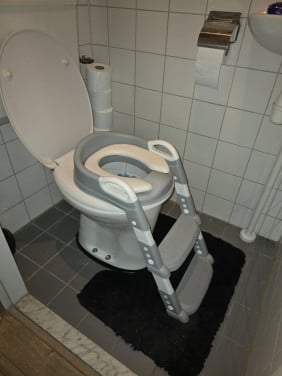 Kinder toilet trapje