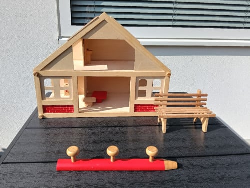 Poppenhuis inclusief meubels