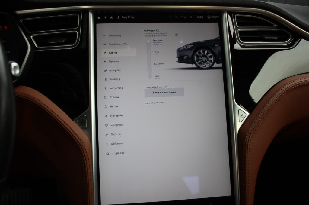 Tesla Model S 90d base 422pk | panoramdak | luchtvering | autopilot