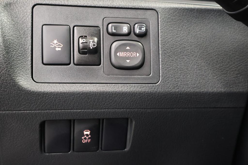 Toyota Corolla Verso 1.6 vvt-i skyv. ed.