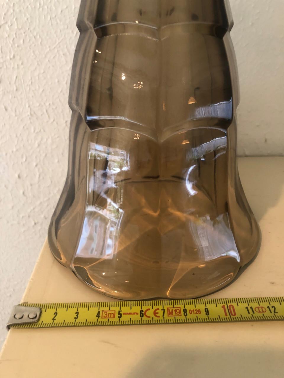 Mooie vintage glazen vaas in goede staat.