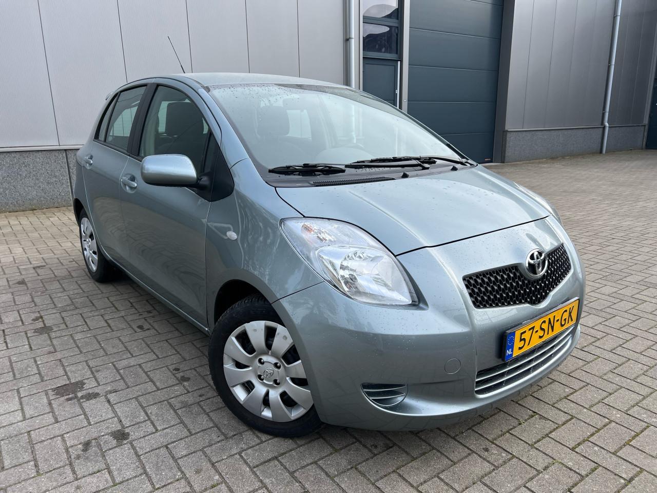 Toyota Yaris 1.3VVTI Sol 51.178km Automaat