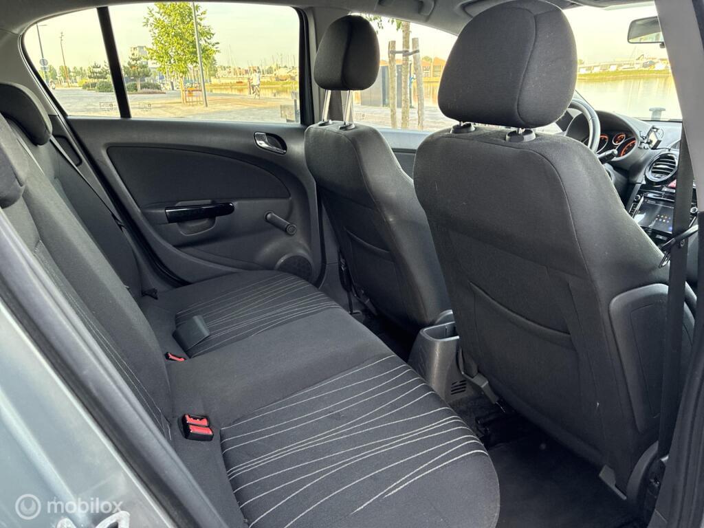 Opel Corsa 1.4-16V 111 Edition Airco Carplay km121.618 Nap 5Deurs BJ2010