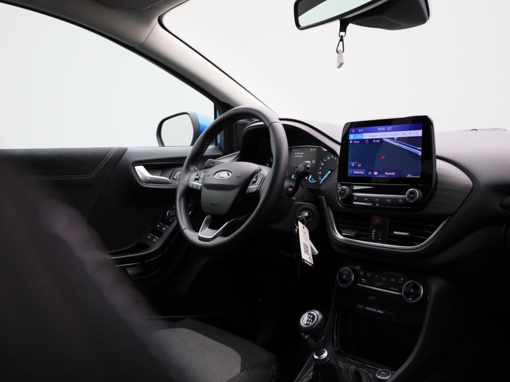 Ford Puma 1.0 ecoboost hybrid titanium x | lmv | led | parkeer sensoren | c
