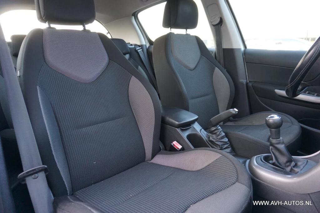 Peugeot 308 1.6 vti style