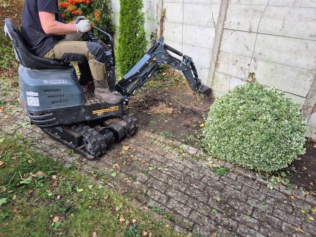 Tuinonderhoud/afvalophalen/ minigraver