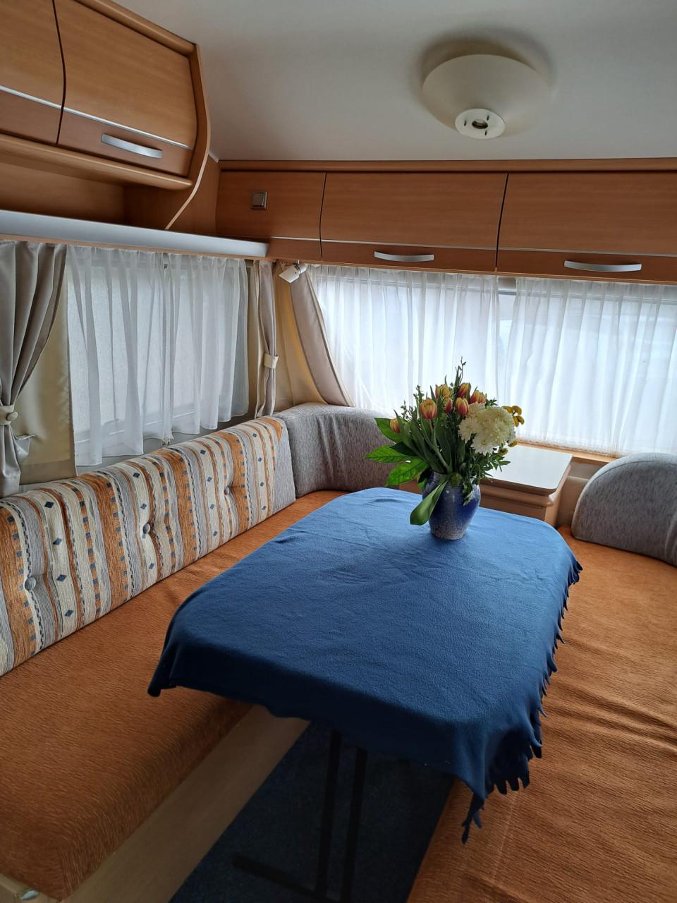 Caravan Beyerland Vitesse (2005) bijna overcompleet