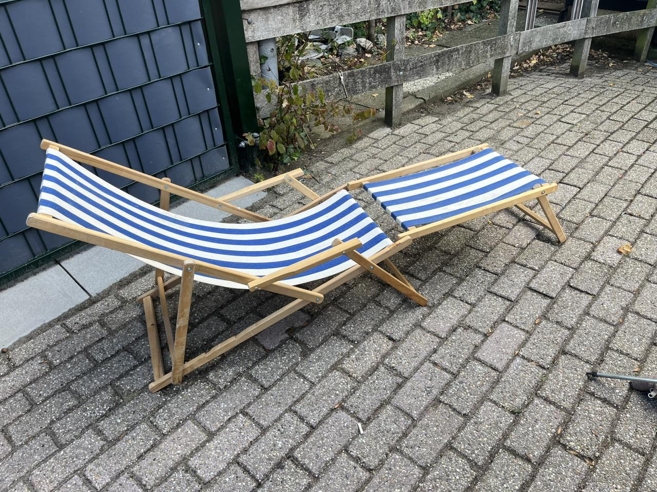 Strandstoel met armleuning en voetensteun