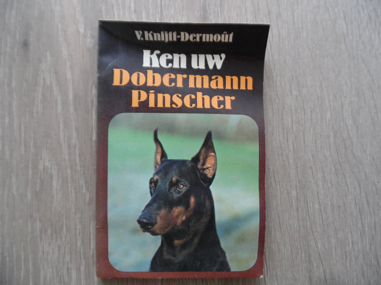 Partij boeken, jeugdboeken, romans, geschiedenis enz.