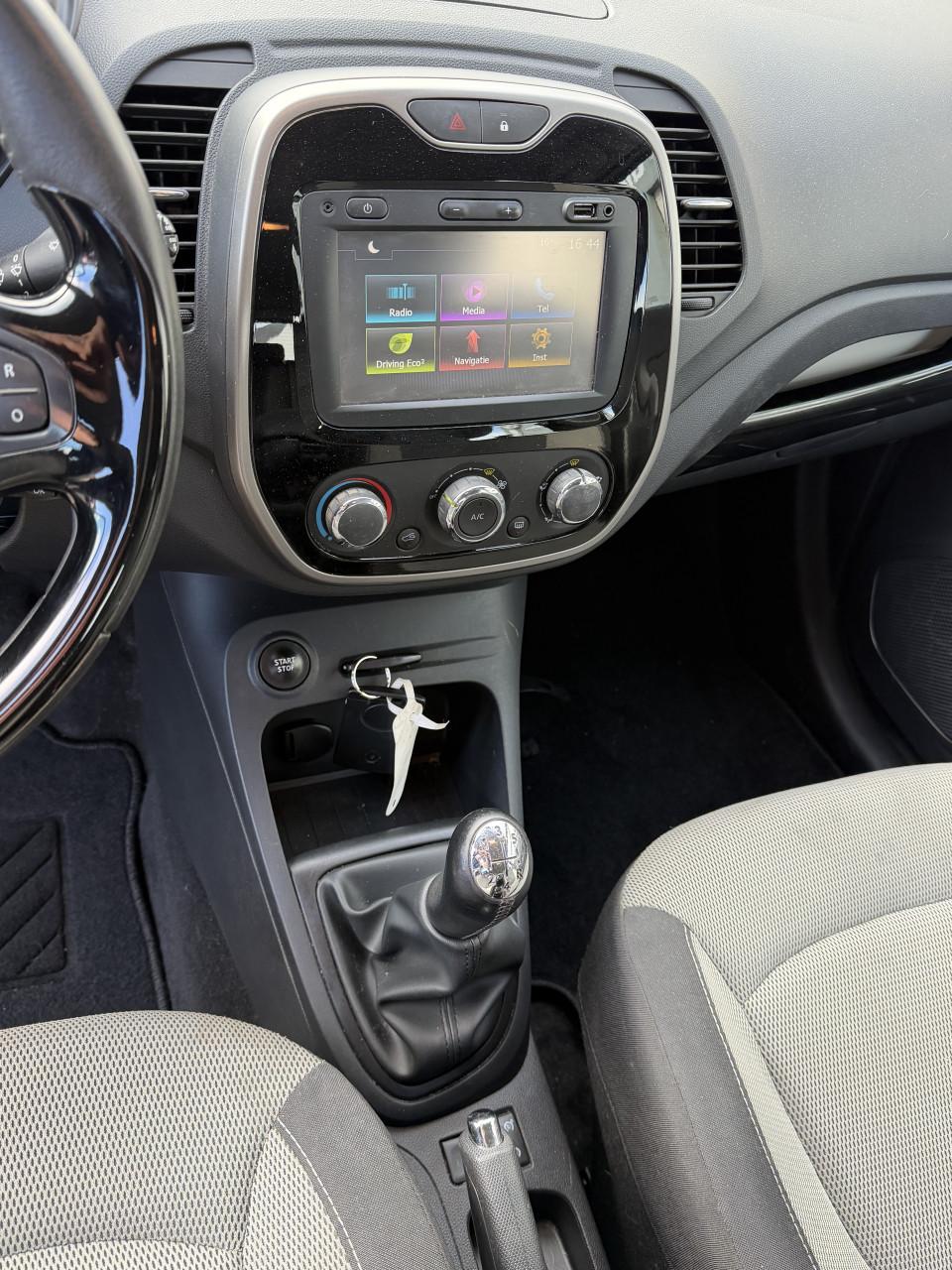 Renault Captur 0.9 Tce Bouwjaar 2016 NAP AIRCO ! ! !