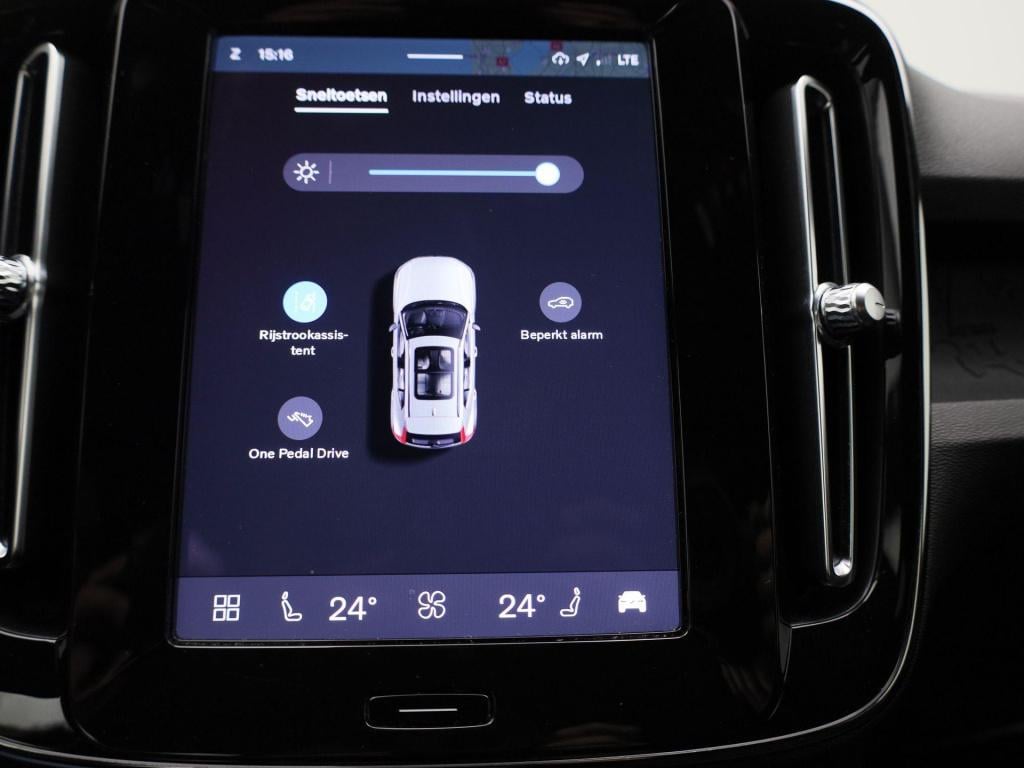 Volvo XC40 recharge core | automaat | apple carplay / android auto | virtua