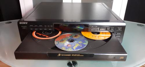 Sony cdp-c 661  5 cd wisselaar