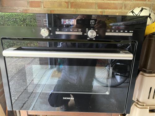Siemens HB84K652 grill bakoven zwart