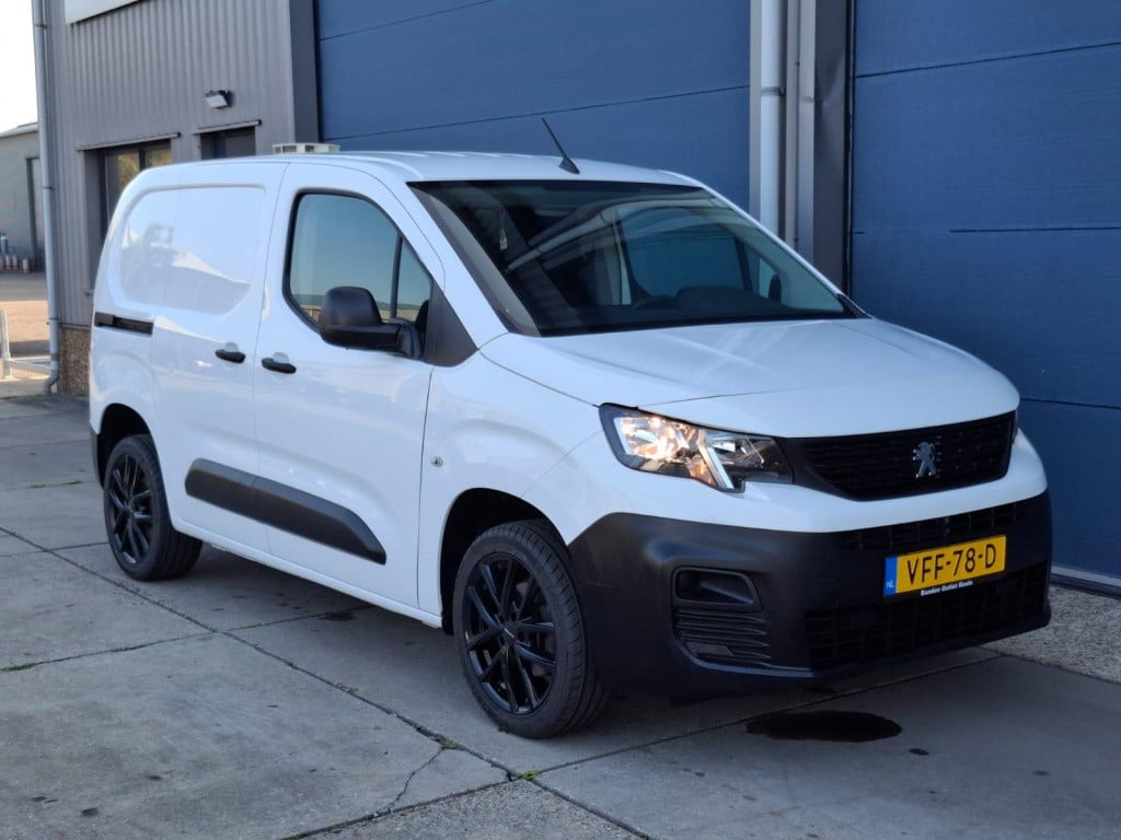 Peugeot Partner 1.5 bluehdi pro airco / cruise controle / n.a.p / euro 6