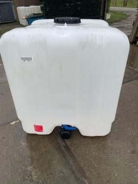 Lege 1000 liter ibc binnen vaten